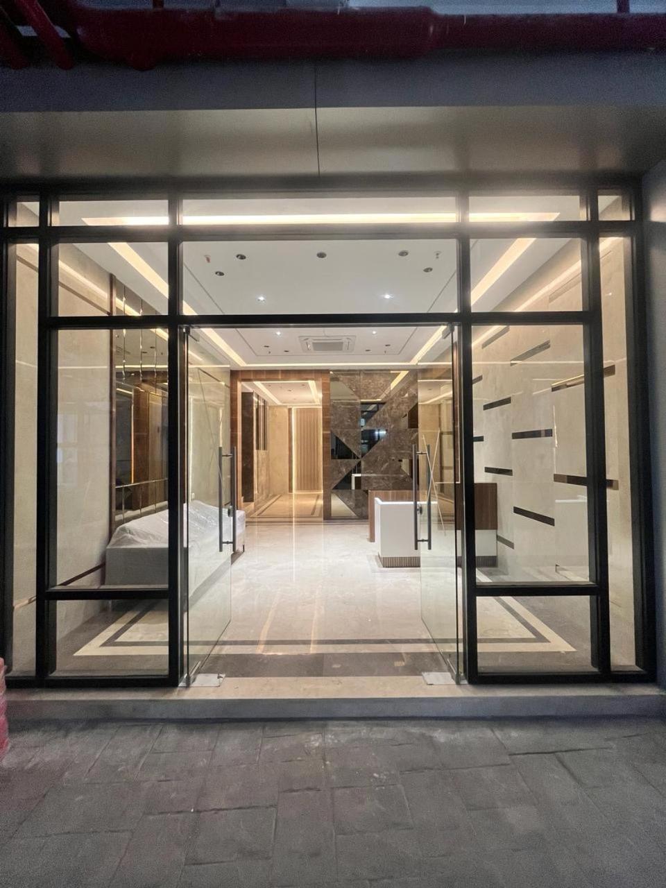 Hsquare Luxury Apartments Goregaon Mumbai Exterior foto